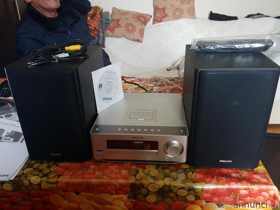 Stereo Philips StereoPhilips.jpg Stereo Philips StereoPhilips.jpg