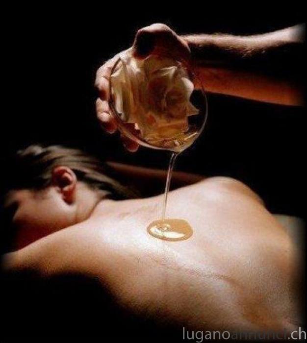 1 ora dedicato al tuo relax!!!! 1oradedicatoaltuorelax.jpg 1 ora dedicato al tuo relax!!!! 1oradedicatoaltuorelax.jpg