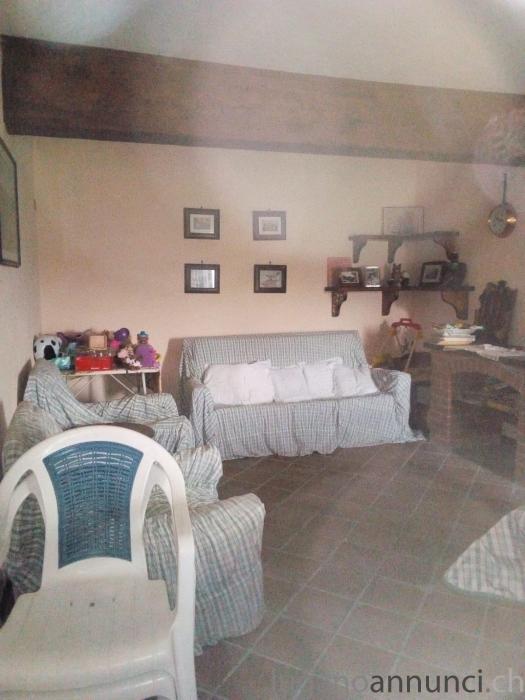 Vendo piccola villa nel Monferrato VendopiccolavillanelMonferrato.jpg Vendo piccola villa nel Monferrato VendopiccolavillanelMonferrato.jpg