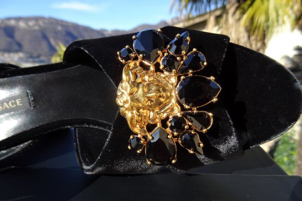 VERSACE ORIGINALI e NUOVI! scarpe taglia 37,5 (37) e 38,5 (38) versaceoriginalienuoviscarpeta-6803a51448b04.jpg
