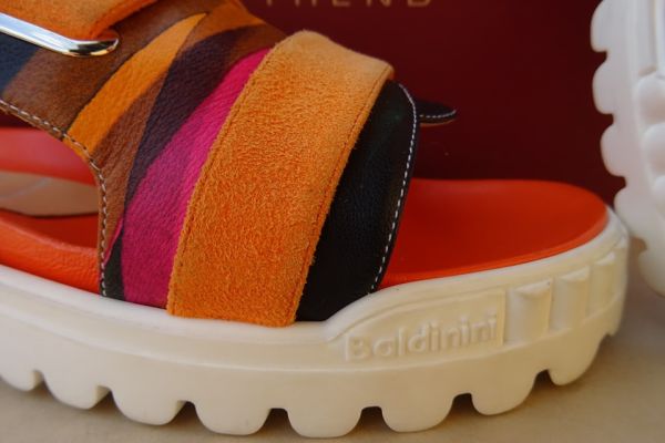 BALDININI sandali morbidi e confortevoli ORIGINALI E NUOVI n.37 baldininisandalimorbidieconfor-67f7d4db712da.jpg