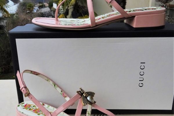 GUCCI ORIGINALI e NUOVI! sandali di pelle n 38 guccioriginalienuovisandalidip-67f58454ae508.jpg